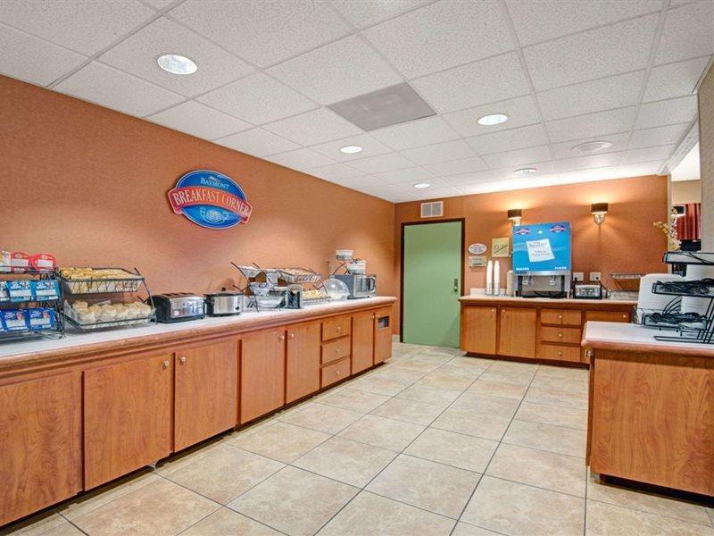 Baymont By Wyndham Nashville Airport Экстерьер фото