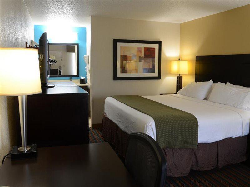 Baymont By Wyndham Nashville Airport Экстерьер фото