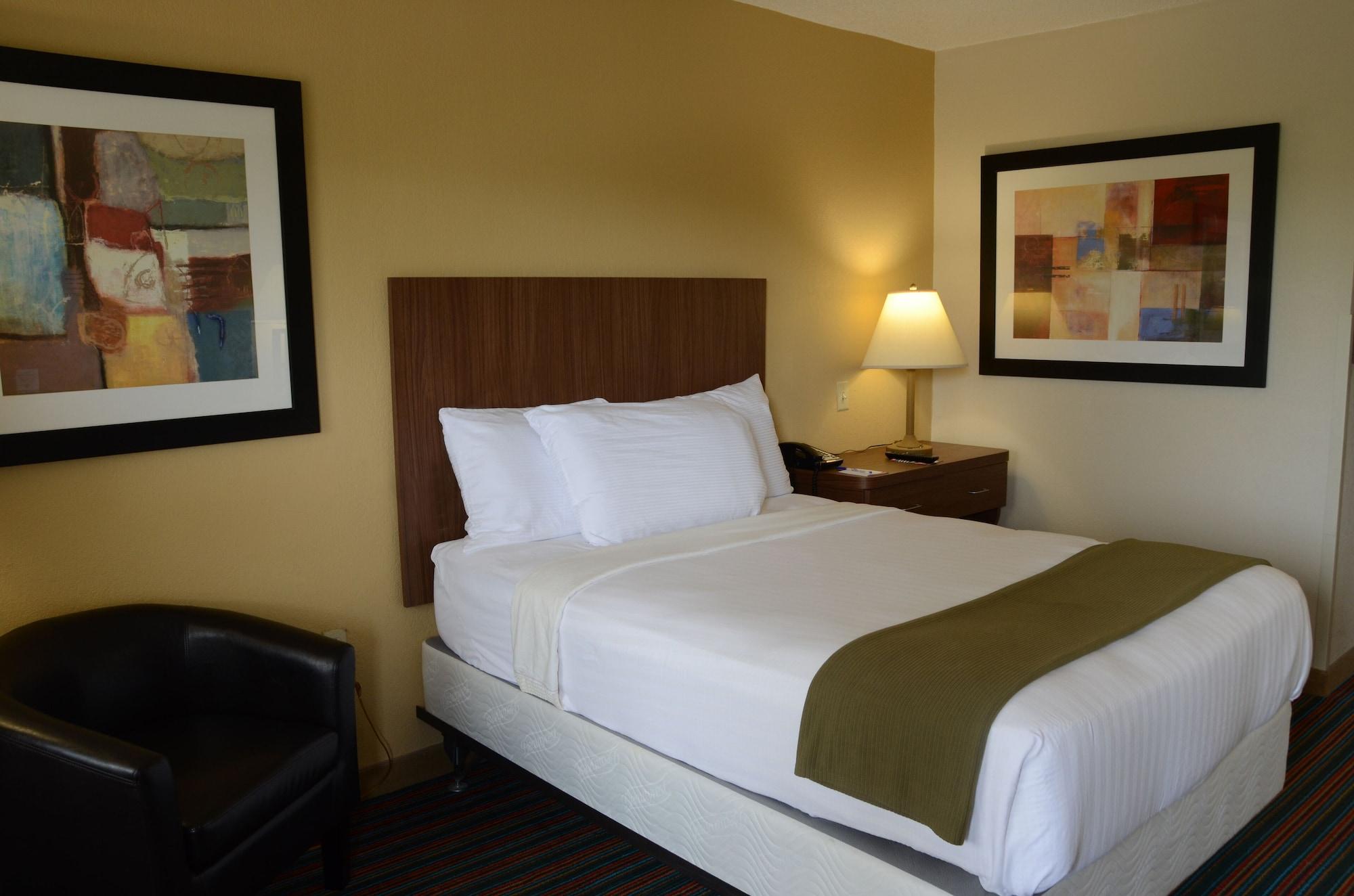 Baymont By Wyndham Nashville Airport Экстерьер фото