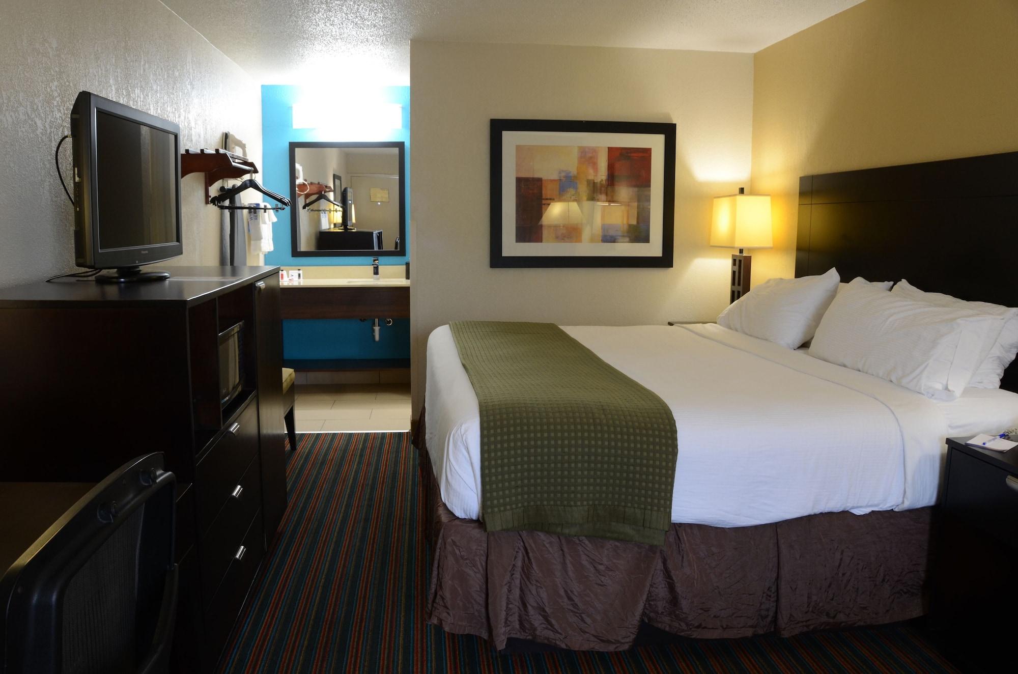 Baymont By Wyndham Nashville Airport Экстерьер фото