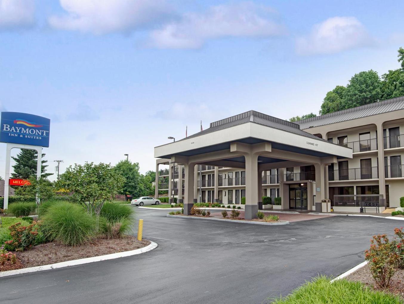 Baymont By Wyndham Nashville Airport Экстерьер фото